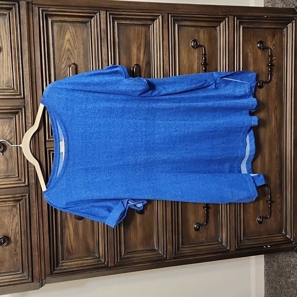 Lularoe shirt royal blue size 2xl